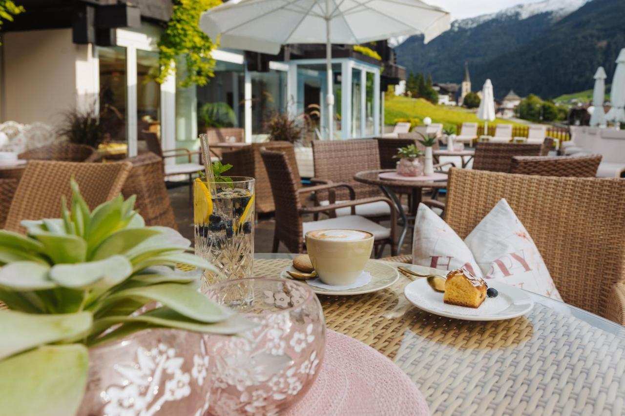 Hotel Pfeifer Gaschurn Extérieur photo
