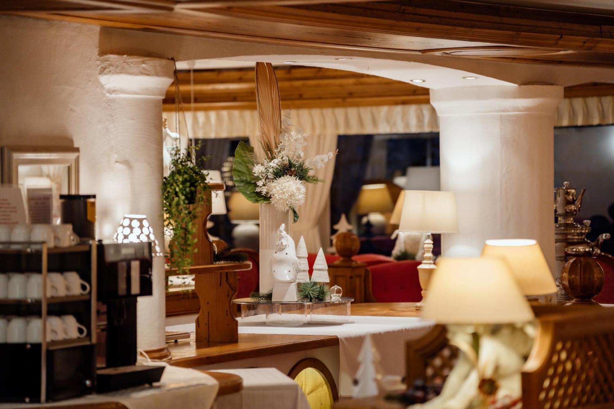 Hotel Pfeifer Gaschurn Extérieur photo